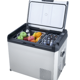 Car refrigerator